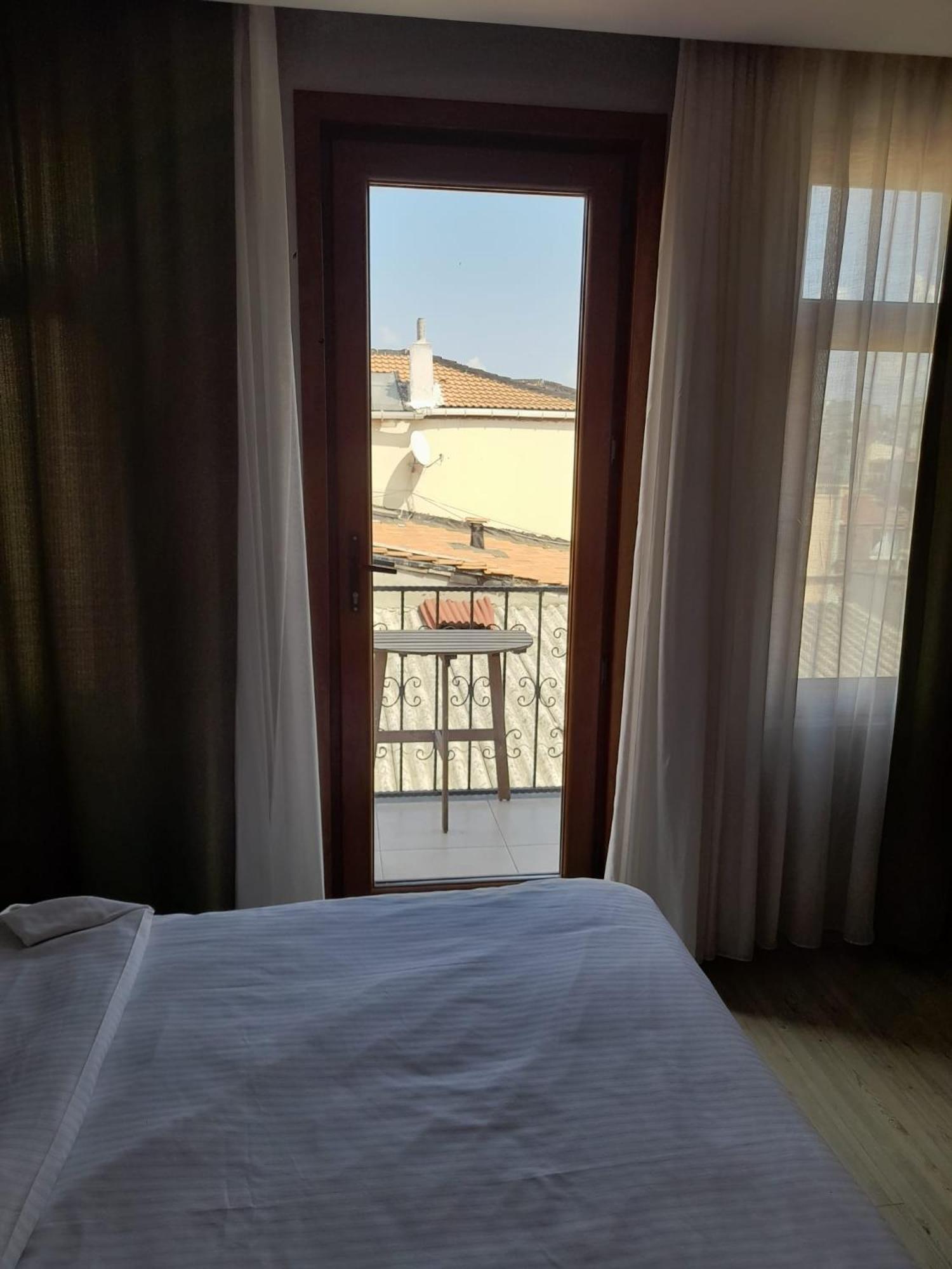 Ore Pera Suites Istanboel Buitenkant foto